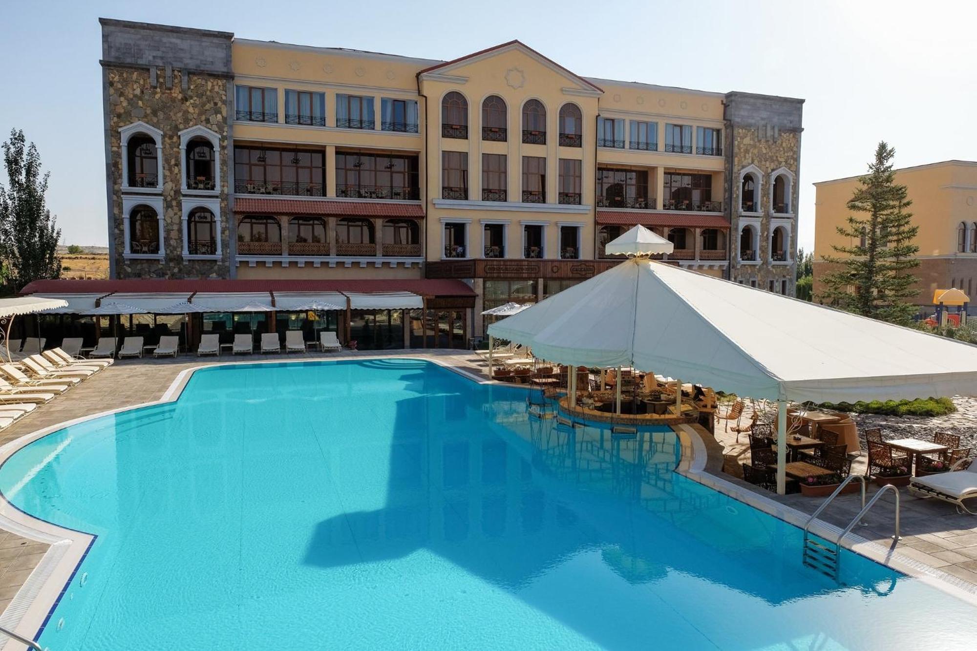 Caucasus Hotel Kasagh Eksteriør bilde The hotel