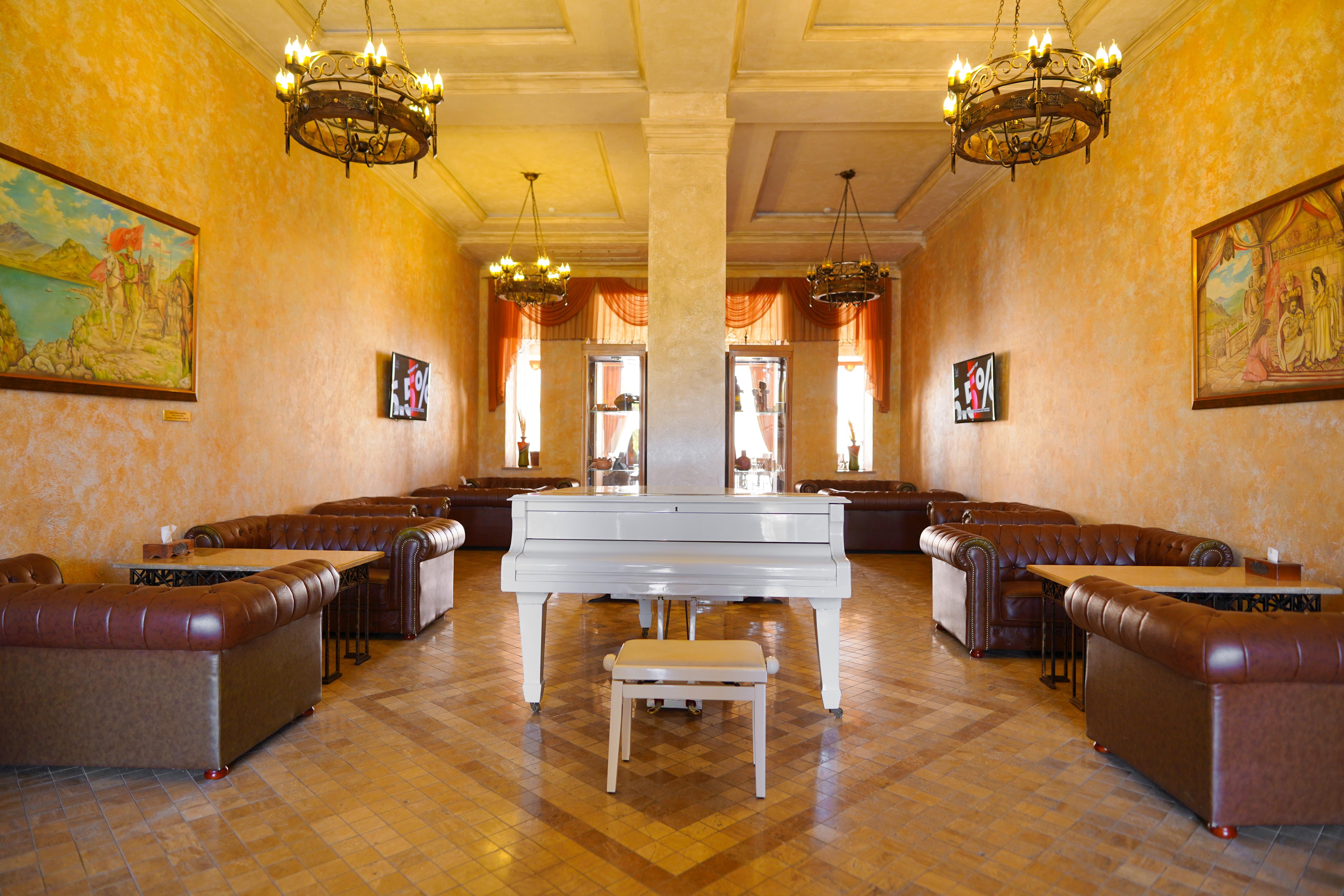 Caucasus Hotel Kasagh Eksteriør bilde The interior of the restaurant