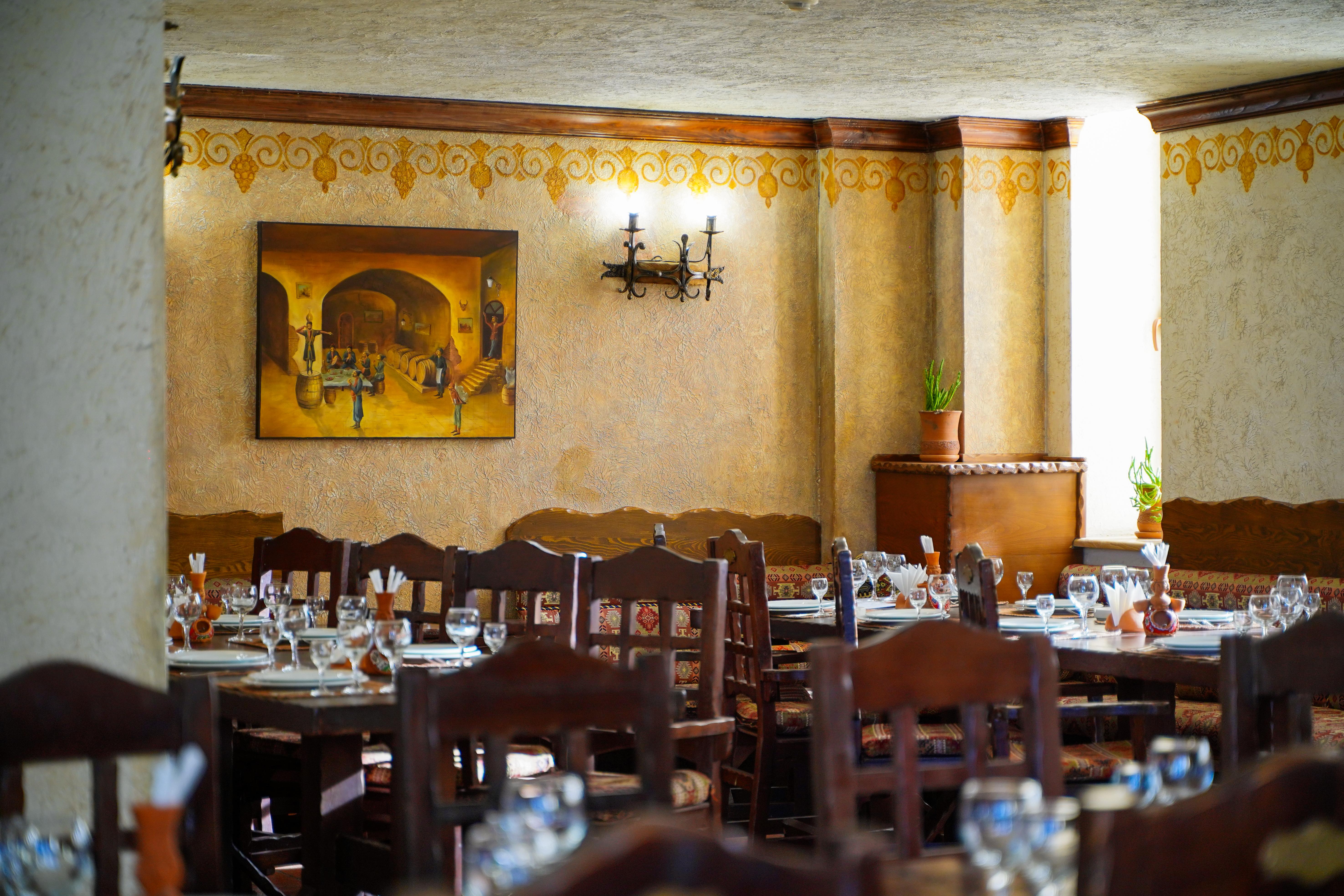 Caucasus Hotel Kasagh Eksteriør bilde Restaurant in Tbilisi