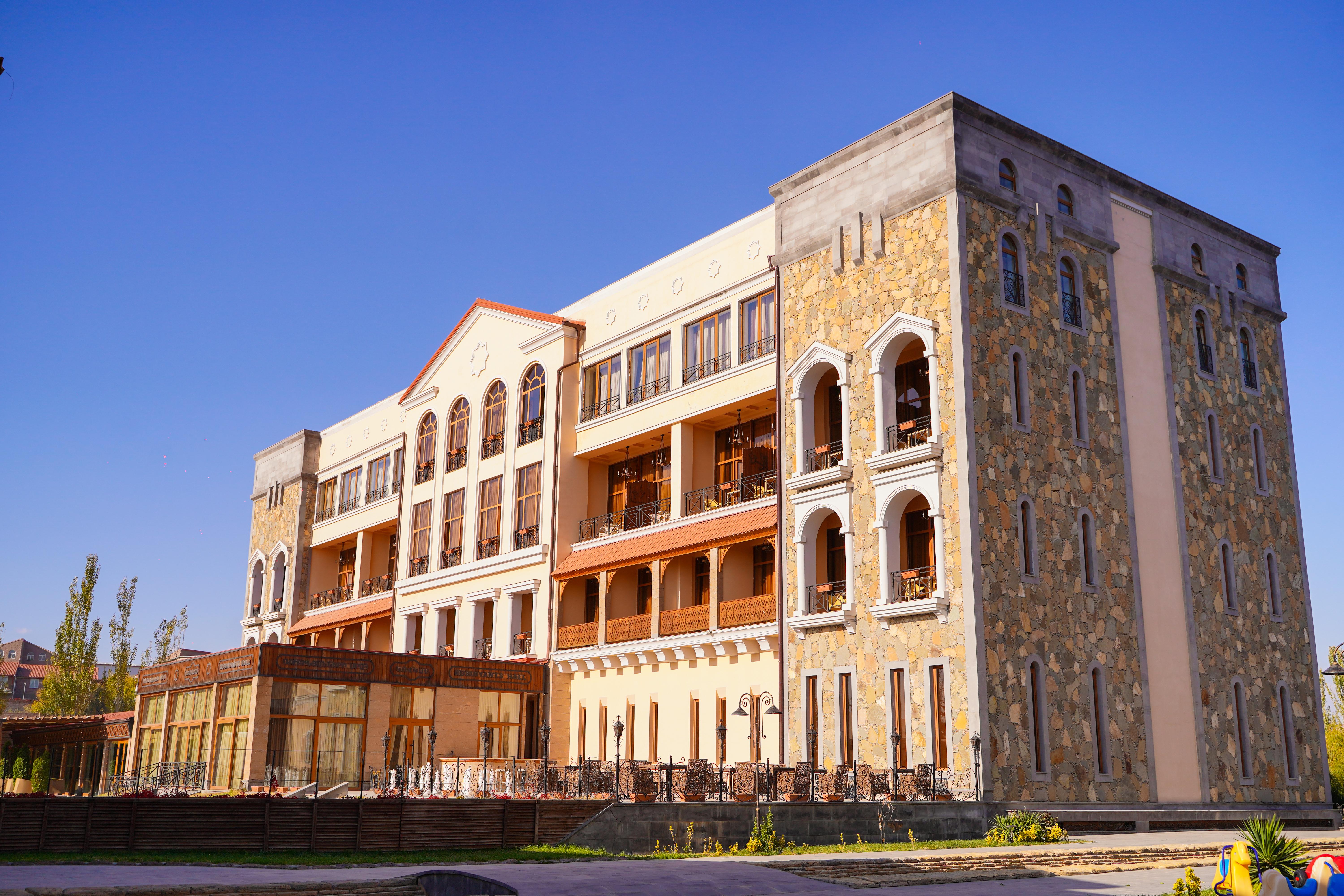 Caucasus Hotel Kasagh Eksteriør bilde The hotel